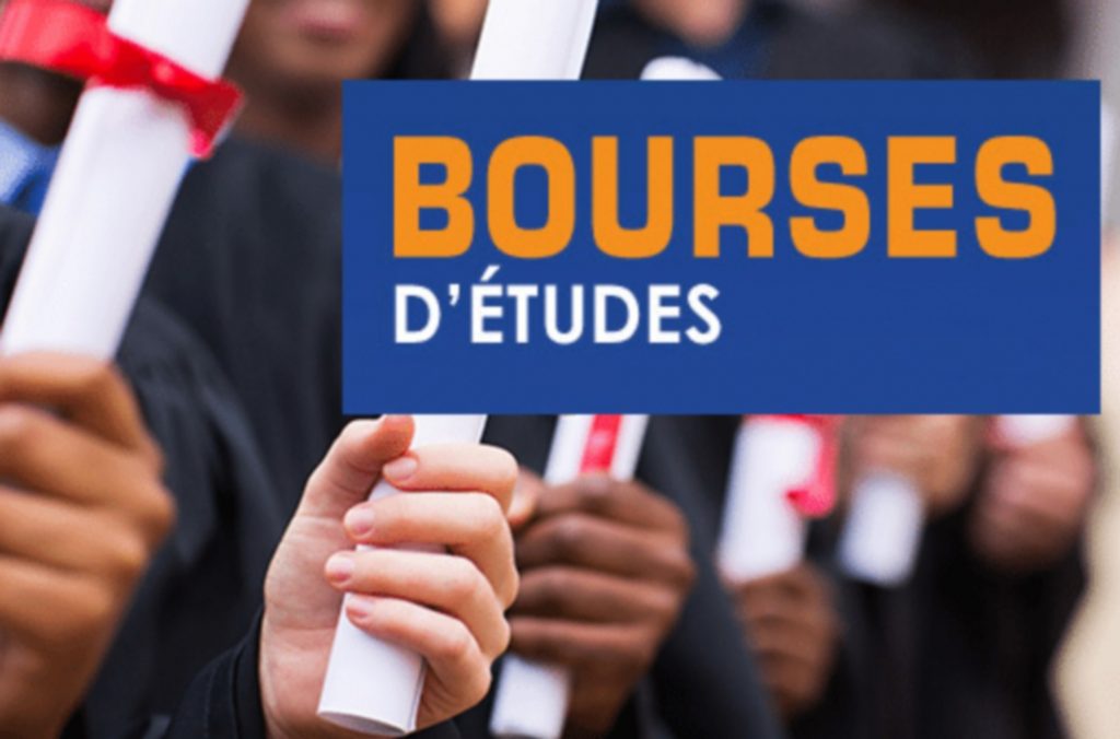 Éducation et promotion de l&rsquo;excellence au Bénin : le gouvernement octroie  des bourses de vie pour la formation des meilleurs lauréats aux examens du CEP et BEPC