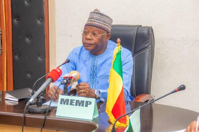 Journée mondiale des enseignants édition 2025 : Le Ministre Salimane Karimou célèbre la noblesse du métier et appelle à une éducation collaborative
