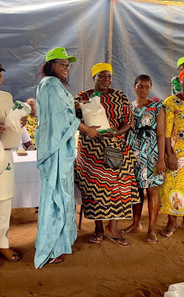 Porto-Novo : Dr (MA) Nadine AKOGBETO AISSI entre le partage, l’unité et la mobilisation au service de la victoire du Bloc Républicain