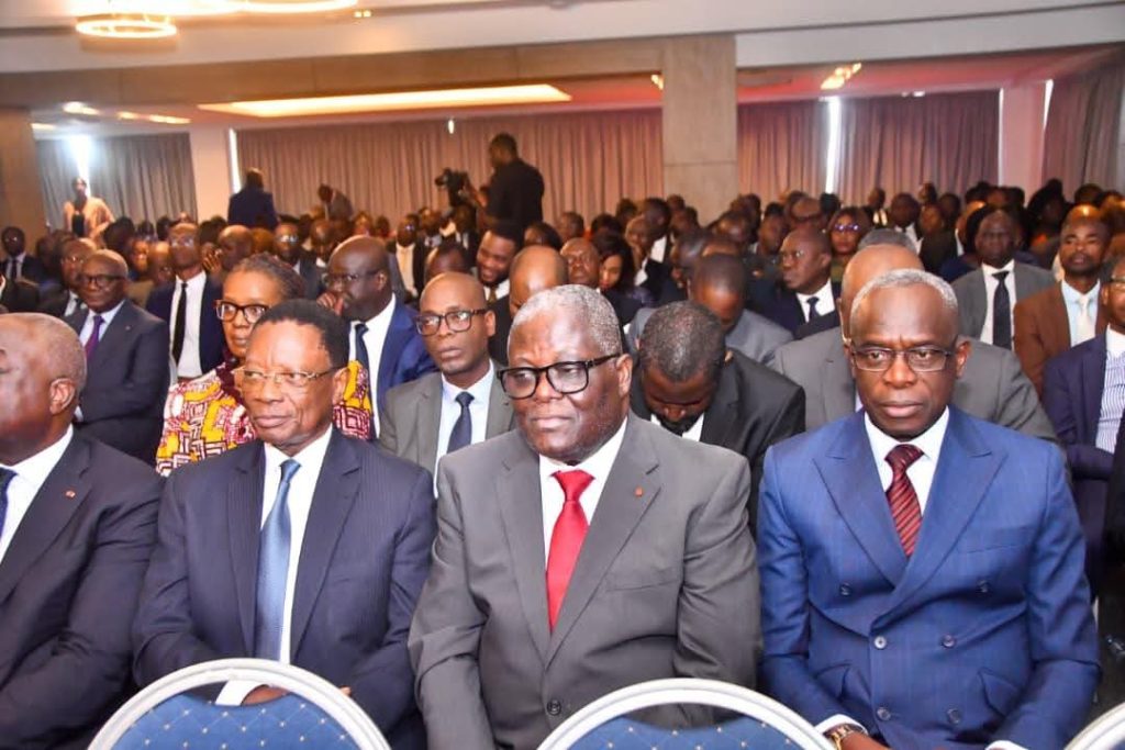 Côte-d&rsquo;Ivoire : Le chiffre d&rsquo;affaires des entreprises publiques grimpe de 2 719 à 4 728 milliards FCFA, une performance record saluée par l’État