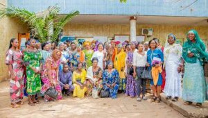 Femmes et pouvoir local dans les communes du Bénin : l’illusion d’une progression, la réalité d’un verrouillage politique